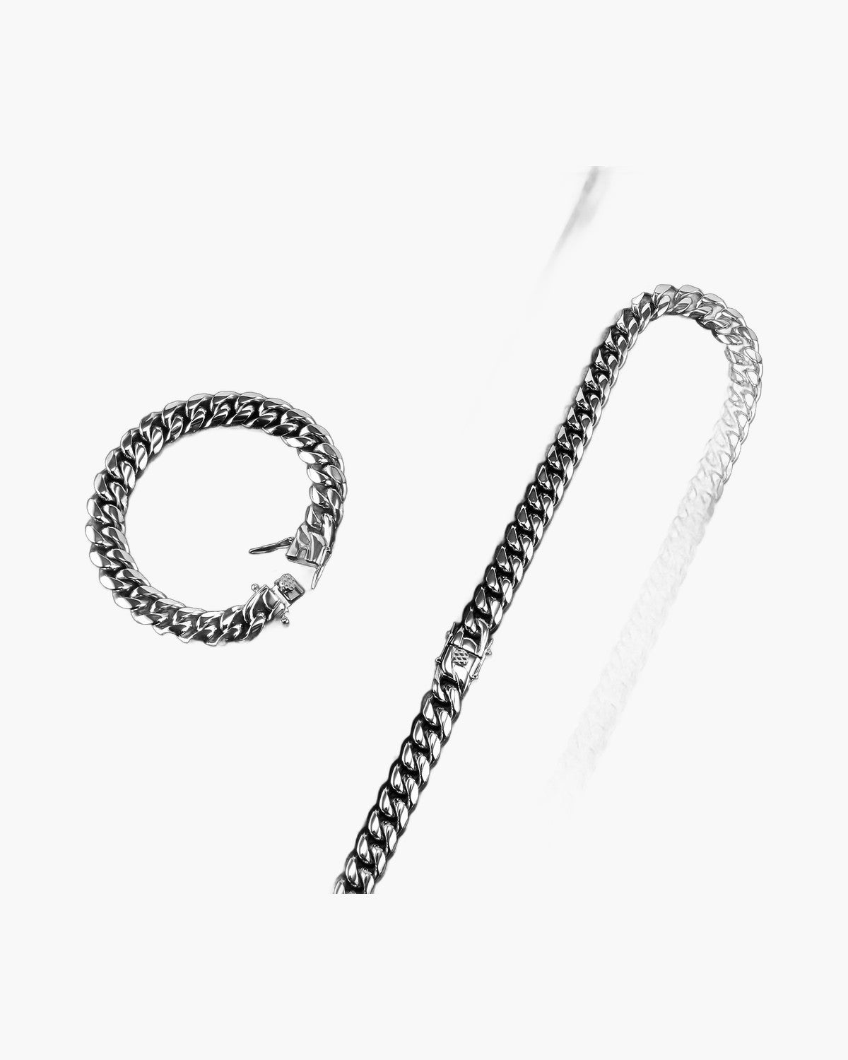 Cuban Link Chain and Bracelet Set view 3