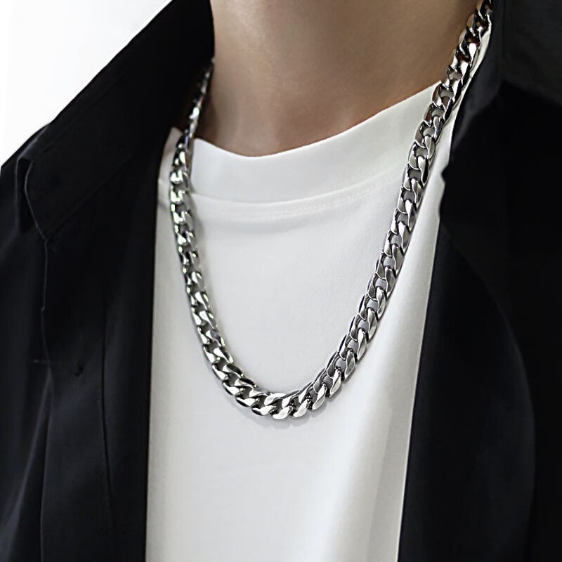 Bold Cuban Link Chain in Titanium Steel view 4