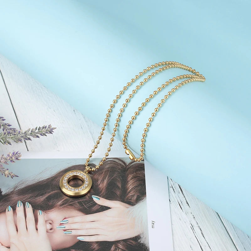 Circle Pendant Necklace with Zircon