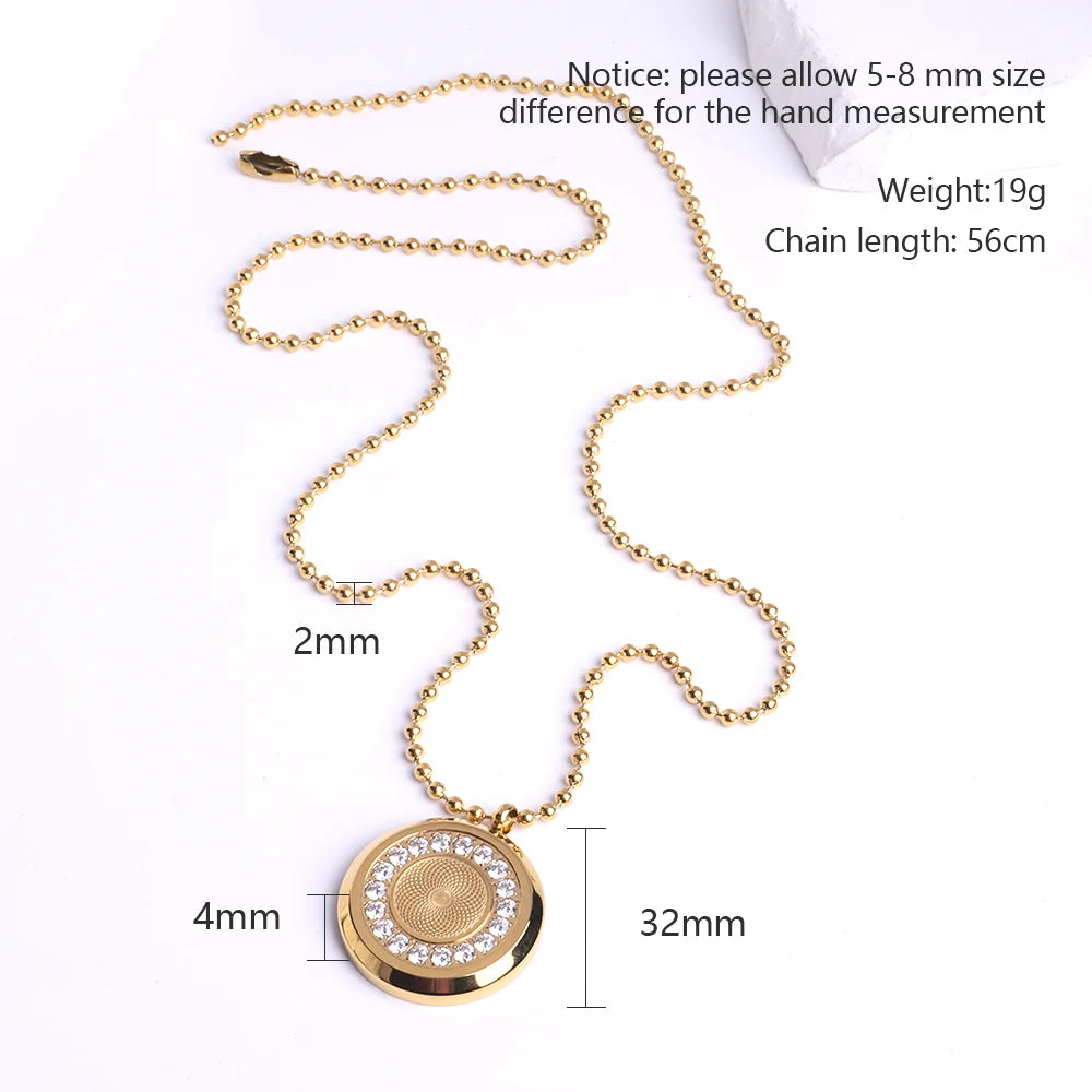 Gold Disc Pendant Necklace with Zircon