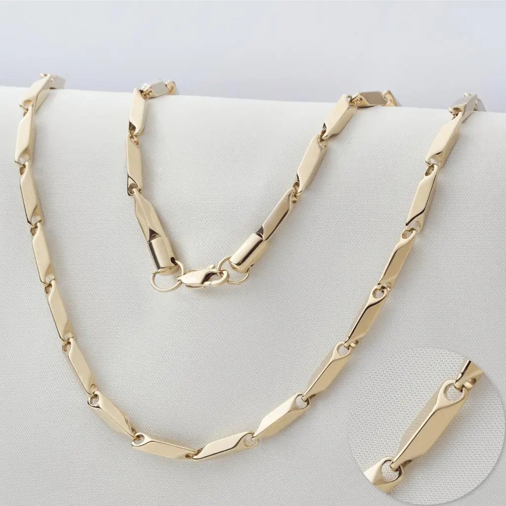 18K Gold Plated Spiral Link Chain Necklace